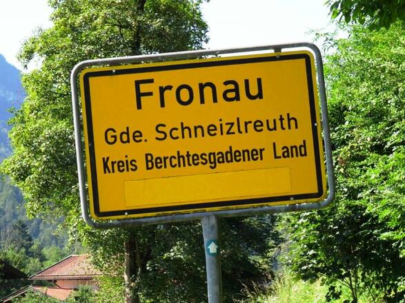 Fronau
