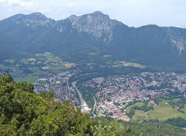 Die Alpenstadt Bad rteichenhall von oben