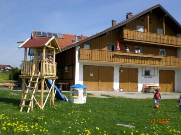 manuelu.jennifer1064