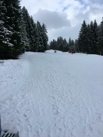 Aufstieg über die Piste