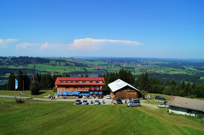 Buronhütte im Sommer