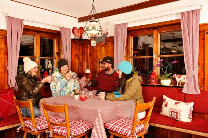 In der urig eingerichteten Wirtschaft ist für jeden Geschmack etwas dabei.