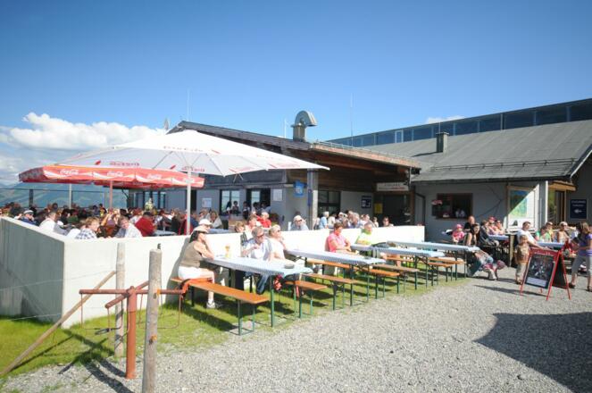 Herrliche Sonnenterrasse mit Blick auf die Allgäuer Alpen