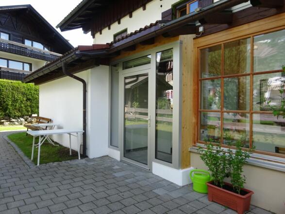 Geldautomat der Raiffeisenbank Kempten-Oberallgäu eG am Rathaus in Bolsterlang