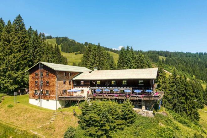 Einkehrmöglichkeit zum Anfang oder Ende der Hörner-Panoramatour