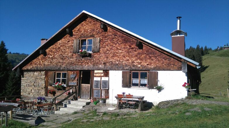 Bewirtschaftete Alpe im Bolsterlanger Bolgental