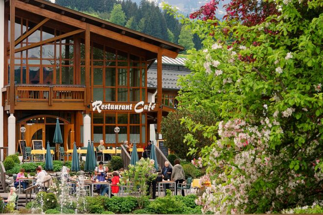 Flanieren, entspannen, dem Wasser plätschern zuhören