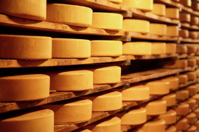 Bergbauern-Sennerei Hüttenberg - Das Gold der Alpen im Käsekeller