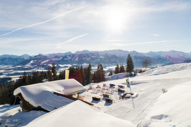 Hochbichl Hütte mit top Lage an der Familienabfahrt in Ofterschwang