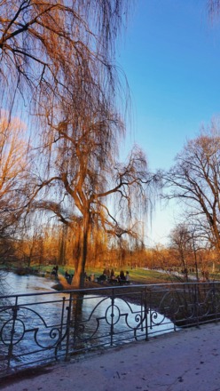 Schwabinger Bach München im Winter