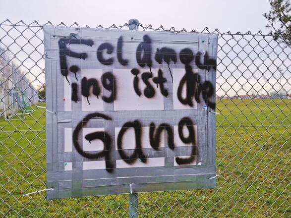 "Feldmoching ist die Gang" Tag