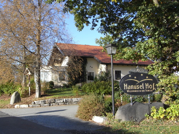 Der Hanusel Hof in Hellengerst