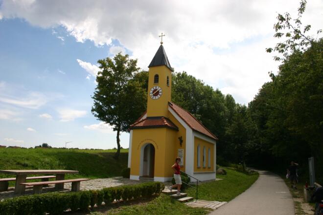 Bei der St. Josefs-Kapelle.
