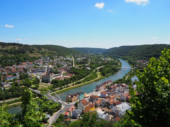 Ausblick von der Burgruine Tachenstein in Riedenburg