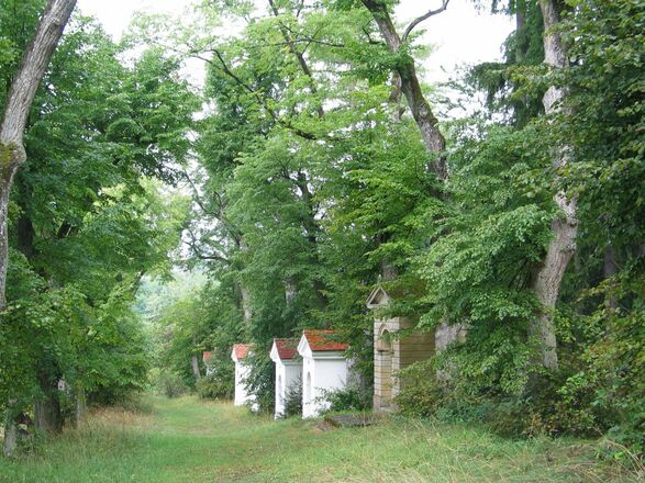 Kreuzweg auf den Kalvarienberg in Kelheim