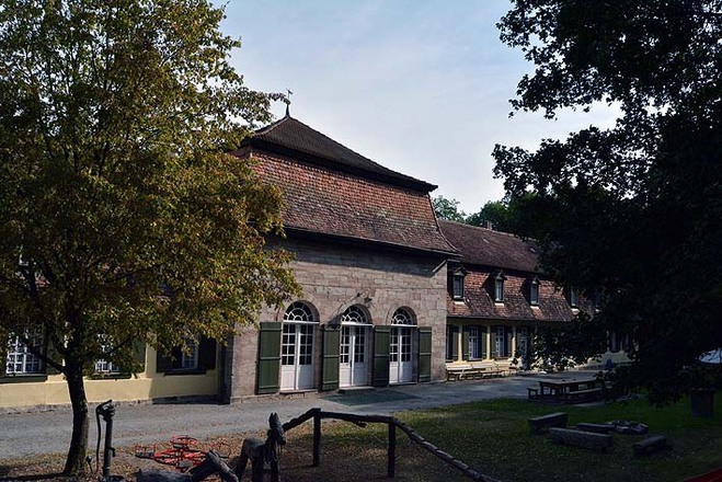 Der Markgrafenbau am Gasthof Wildbad.