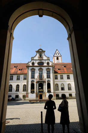 Station 6: Kloster St. Mang