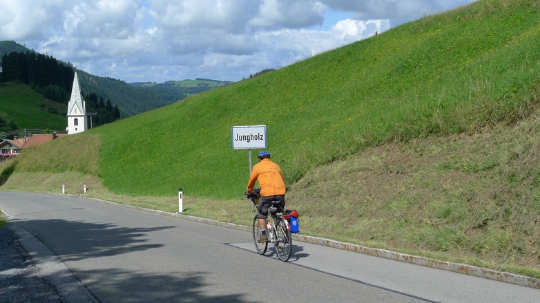 Und nun gehts wieder abwärts nach JUNGHOLZ