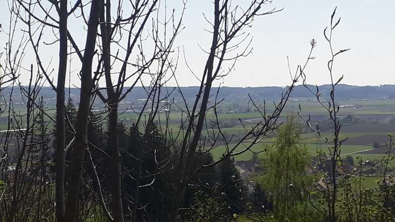 Idyllischer Blick runter auf Wolfertschwenden