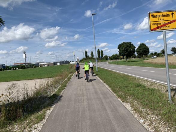 Weg Richtung Westerheim in Ungerhausen-Bahnhof