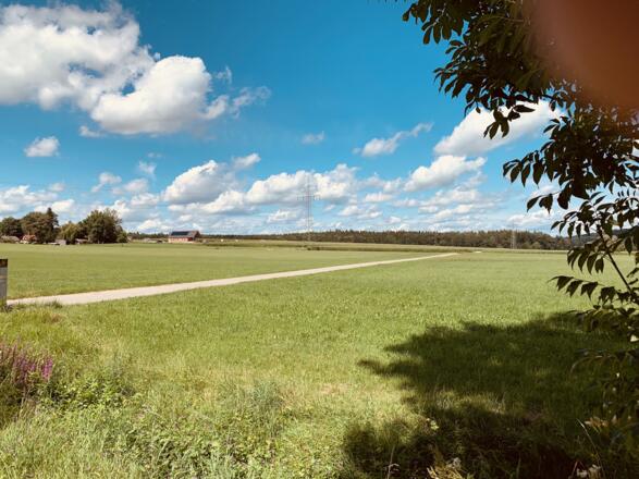 Blick vom Günztal-Radweg auf den Campingplatz Ottobeuren