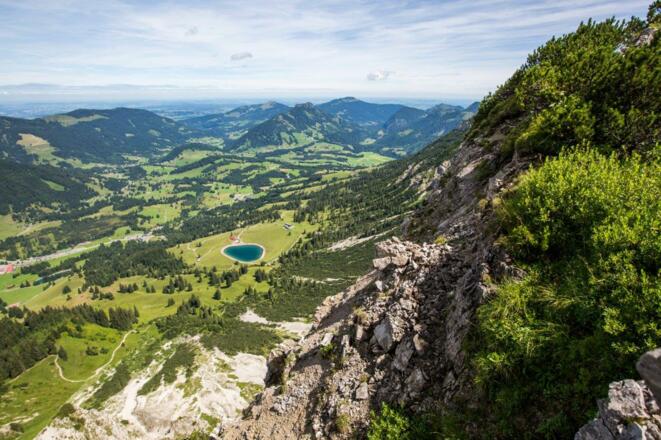 Blick vom Gratweg am Iseler in Richtung Norden.