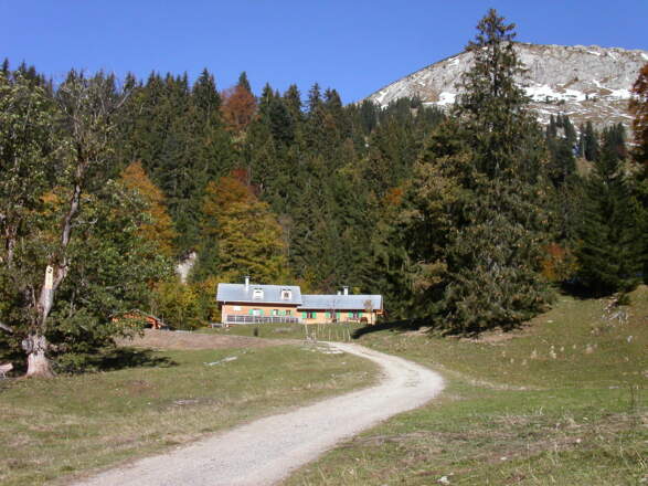 Die Schwarzenberghütte.
