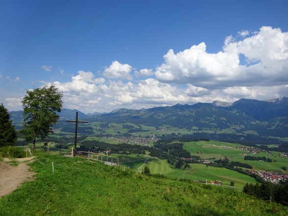 Sonderdorfer Kreuz mit Bolsterlang, Sonderdorf und Obermaiselstein