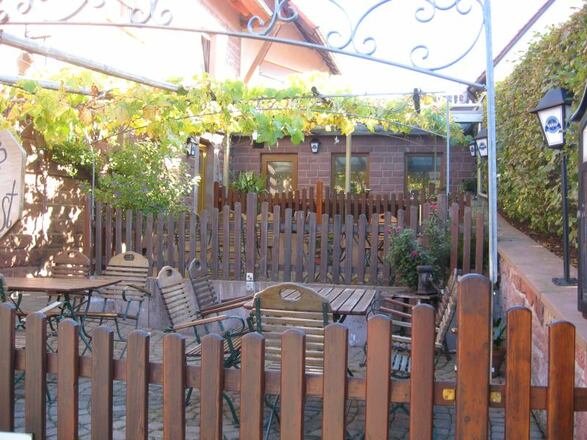 Gasthaus Zur Post Biergarten