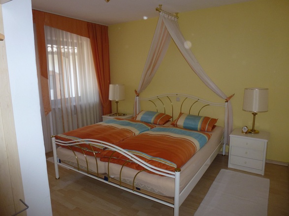 Ferienwohnung Stahl - Schlafzimmer