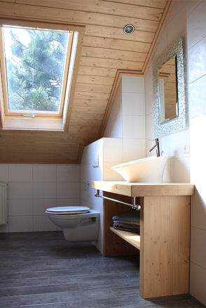 Ferienwohnung Neuberger Badezimmer