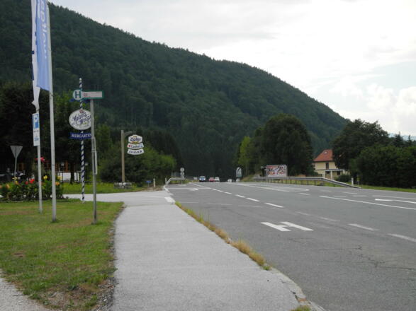 Haltestelle "Strobl Wacht" (Richtung Bad Ischl)
