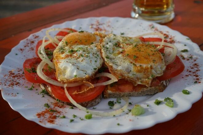 Einkehr beim Berggasthof Petersberg © Chiemsee-Alpenland Tourismus