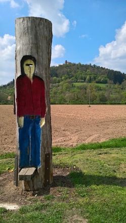 Holzfigur bei Hainstadt
