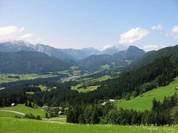 Abfahrt von der Postalm, Blick Richtung Voglau