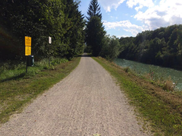 Radweg entlang der Saalach