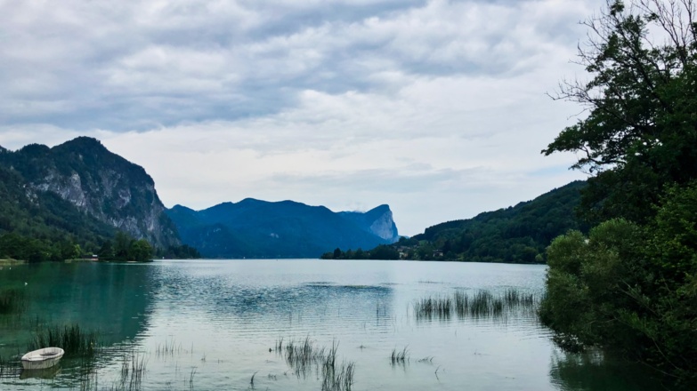 Blick vom Mondseeende in Richtung Drachenwand