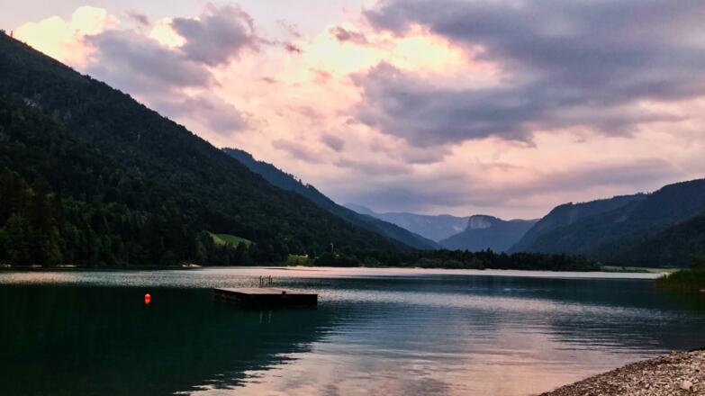 Abenddämmerung am Seestüberl mit Feichtenstein