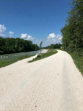Radweg entlang der Saalach