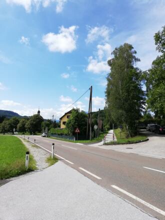 Achtung Kreuzung! in Hallwang