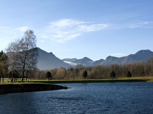 Badeweiher in Unterpösnach beim Ausgangspunkt