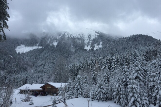 Verschneite Käseralm