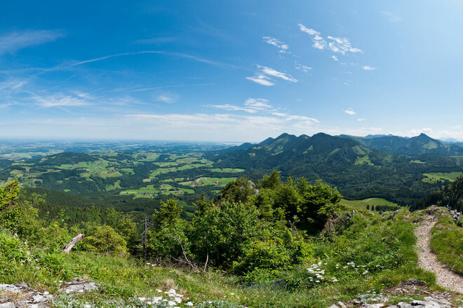 Ausblick auf den Simssee von der Wasserwand