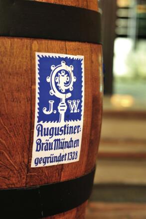 Augustiner Bräu Tirol Hall