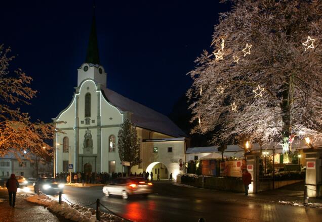 Katholische Pfarrkirche Heiliger Karl Borromäus 1