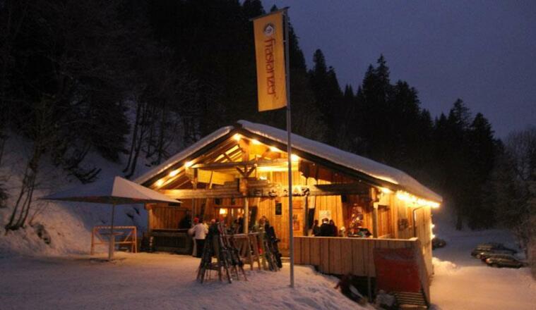 Kelo Bar