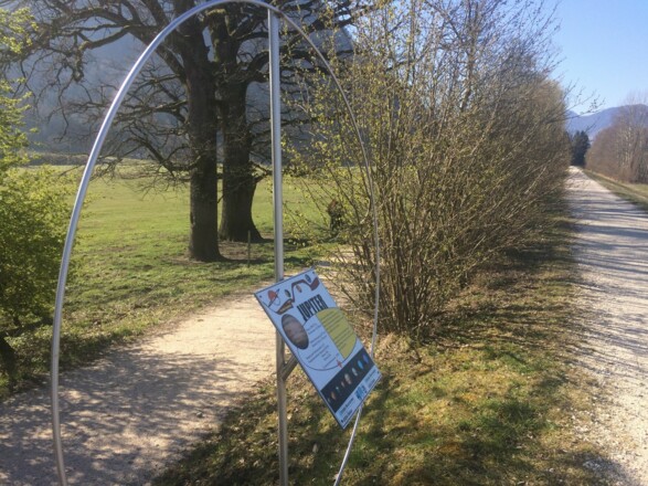 Am Achendamm von Staduach Richtung Marquartstein