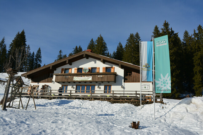 Traunsteiner Skihütte 1160 M