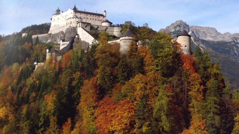 Die Burg Hohenwerfen aus der Luft