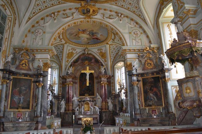 Altar in der Kirche des Klosters Triefenstein